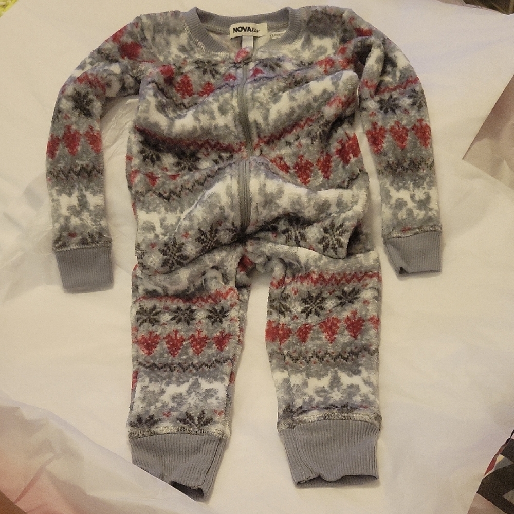 Gray and Red Patterned Footie